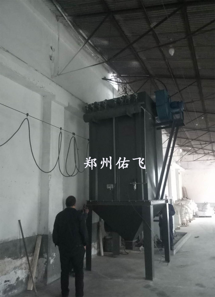 64袋布袋除塵器 鄭州佑飛2018年12月供應新密廠家64袋除塵器設備。